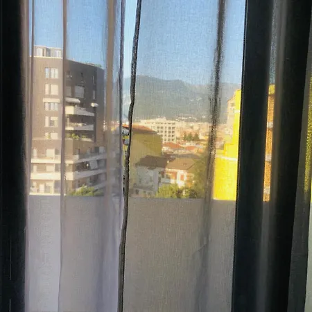Amli A1 Apartment *
